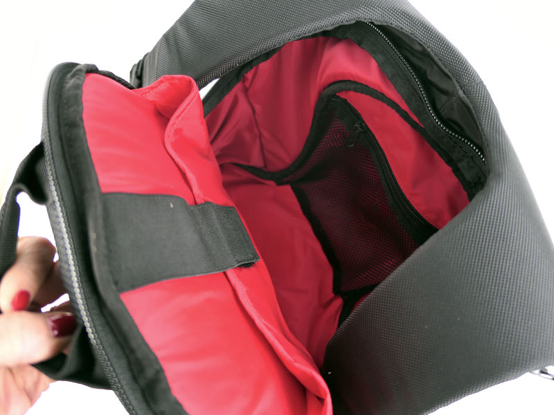 NOVÝ Motorkářský batoh SW-MOTECH Dynamic, 18 litrů