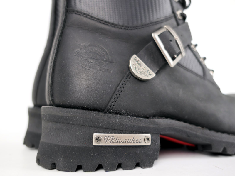 NOVÉ Kožené boty MILWAUKEE Renegade, vel: 46D