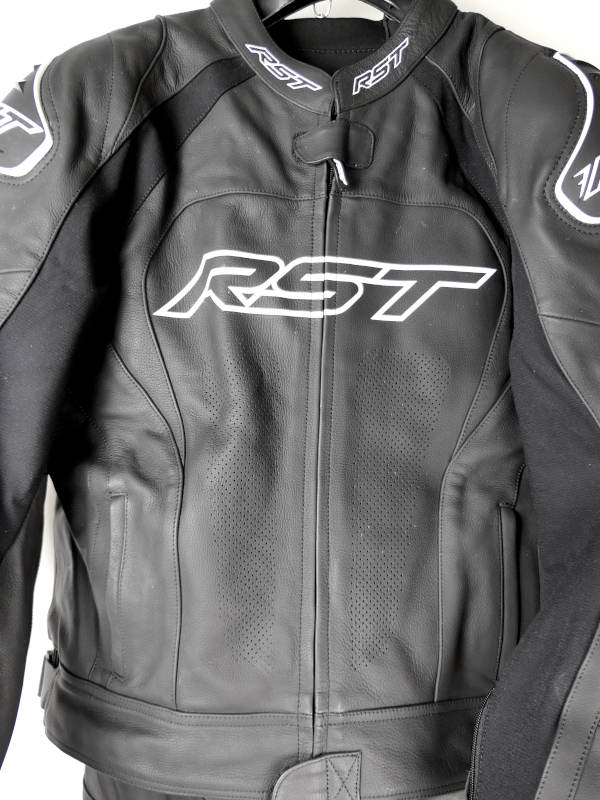 Zánovní pánská dvoudílná kombinéza RST TRACTECH EVO 2, vel: 62/3XL