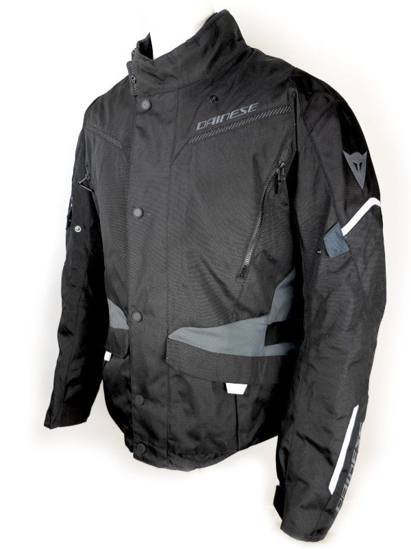 Zánovní textilní bunda Dainese Tempest 3 D-Dry, černá/šedá - vel. 60 (XXL)