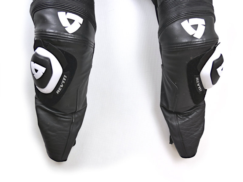 Sportovní kožené moto kalhoty Revit Vertex GT se slidery - vel. 54 (XL)