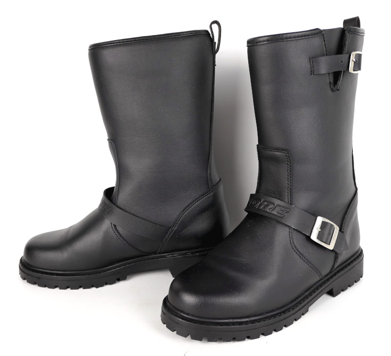 NOVÉ Boty KORE Classic, vel: 39