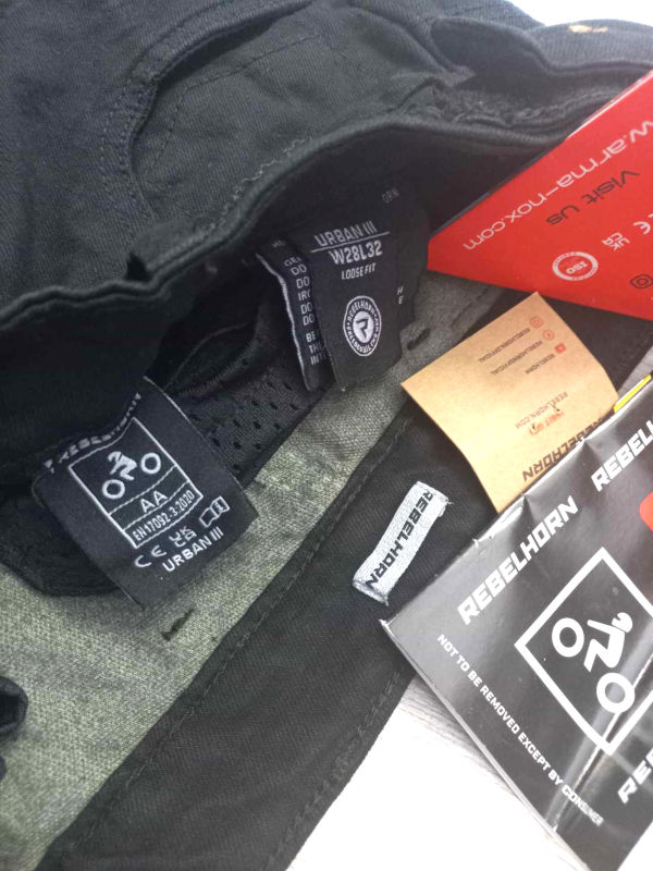 NOVÉ Pánské kevlarové rifle REBELHORN, vel: 28/XS