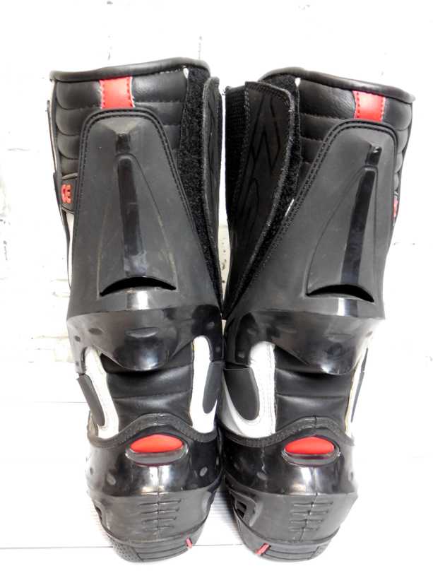 Sportovní boty RST Tractech Evo, vel: 44